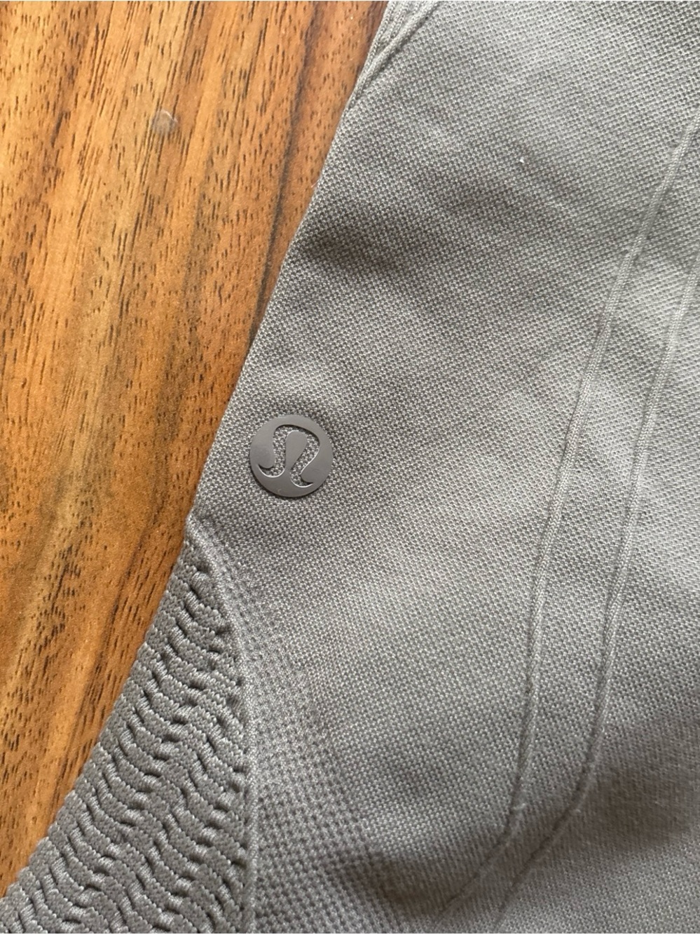 Lululemon In The Flow II Athletic Capri Leggings - Lululemon Logo Sz 4